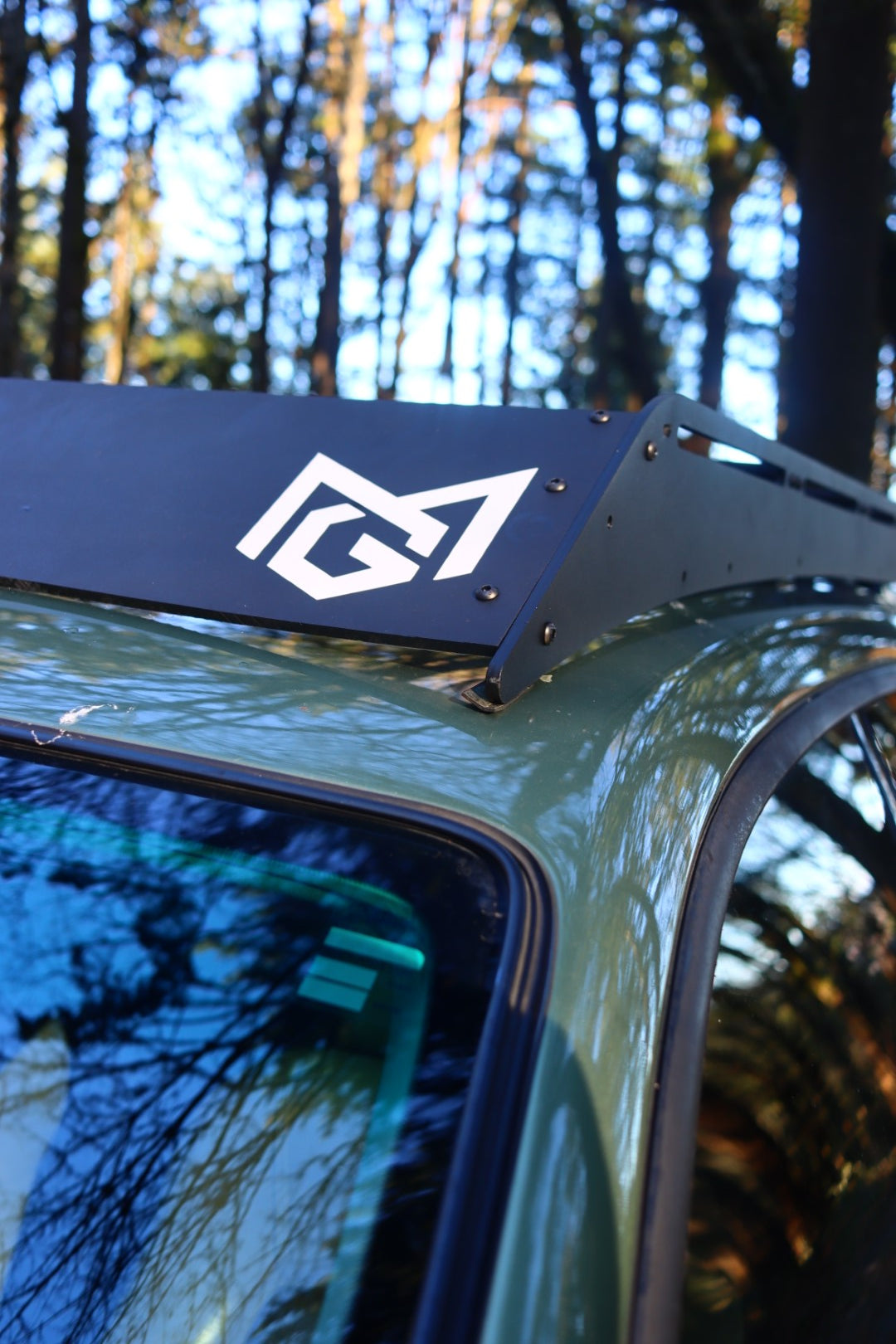 Obsidian R1 - Roof Rack for 3rd Gen Subaru Outbacks (2005-2009)